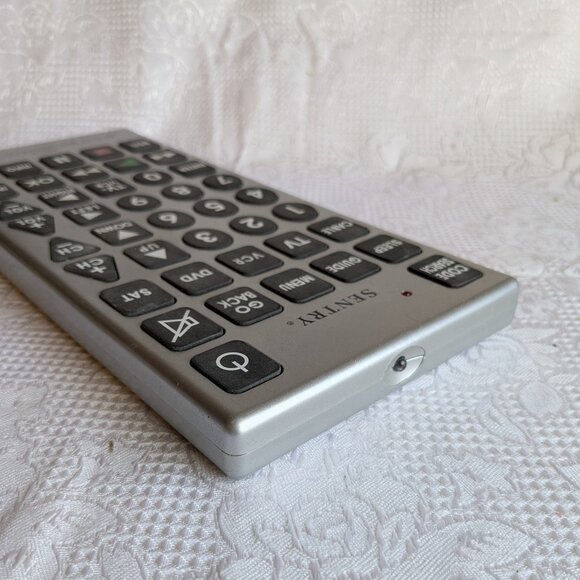 Sentry RMC10 Universal Jumbo Remote Control - Picture 7 of 11